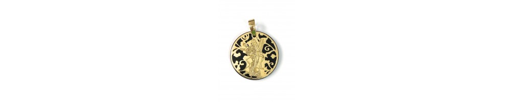 Medalla Cristo de los Gitanos plata de ley y ónix®. 25mm