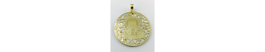 Medalla Virgen de Amargura (Paso Blanco de Lorca) plata de ley y nácar®. 40mm