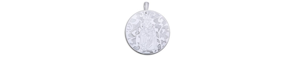 Medalla Virgen de la Victoria plata de ley y nácar. 40mm